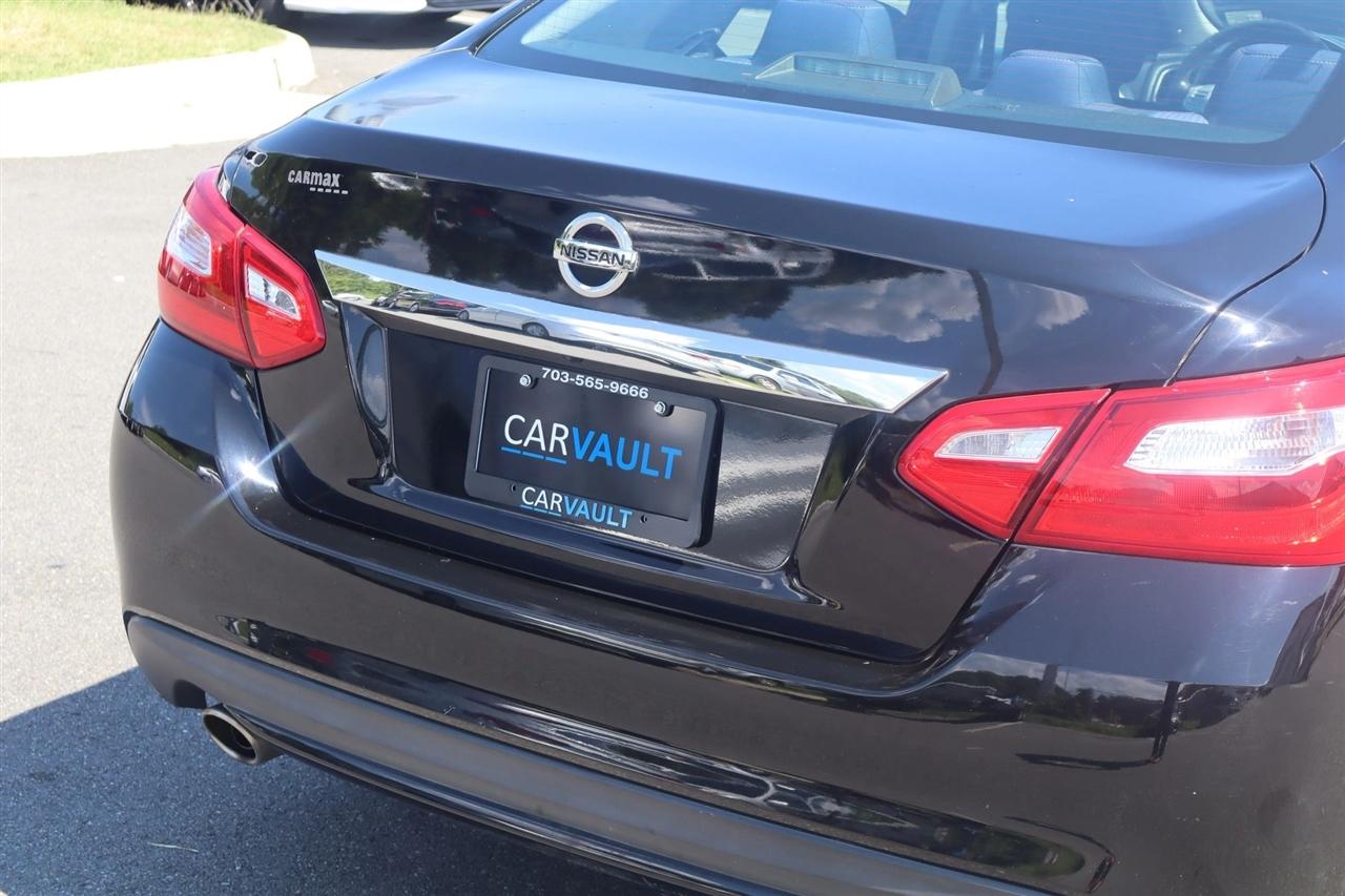 Nissan Altima 2.5 SV 2016