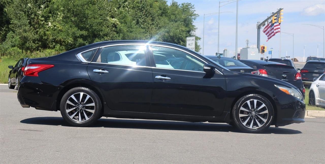 Nissan Altima 2.5 SV 2016