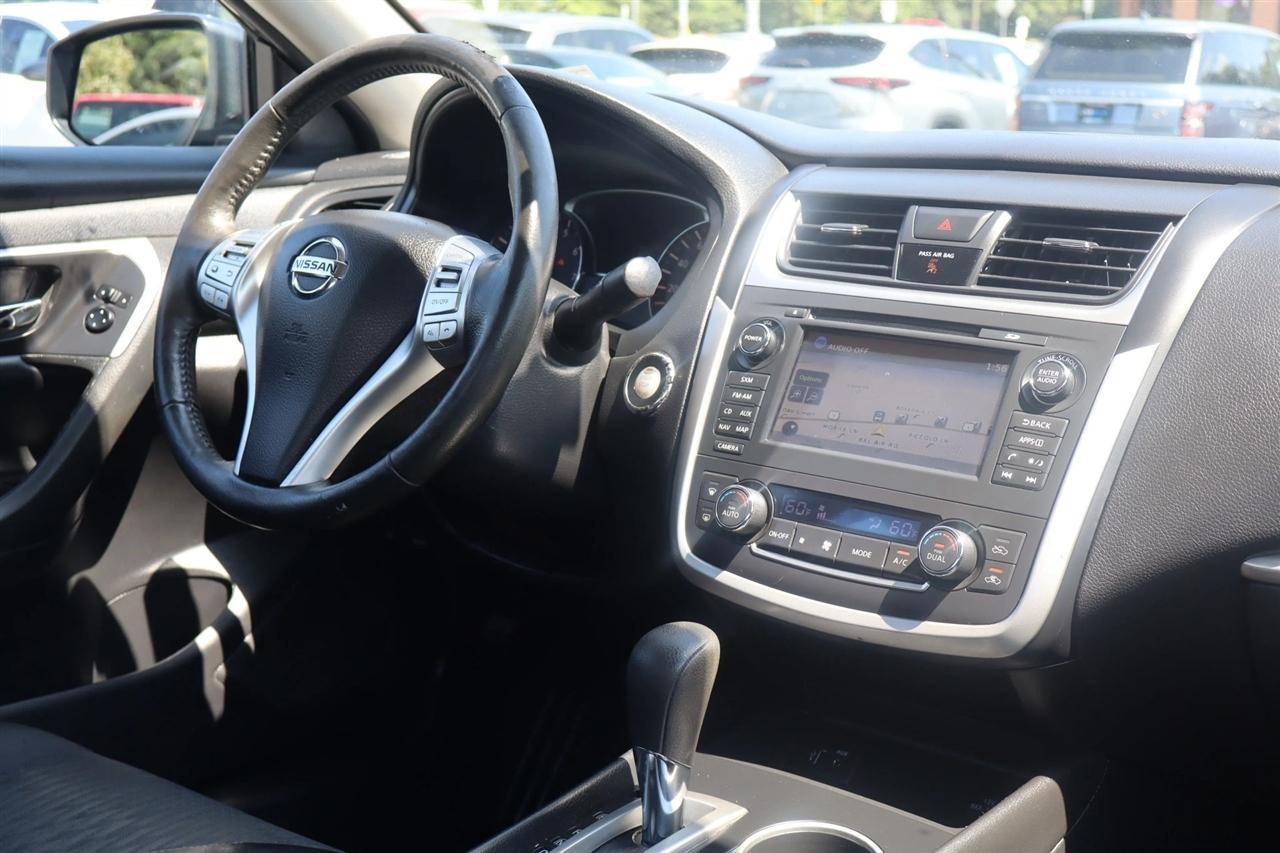 Nissan Altima 2.5 SV 2016