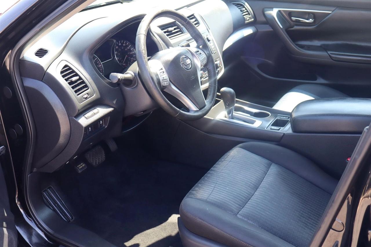 Nissan Altima 2.5 SV 2016