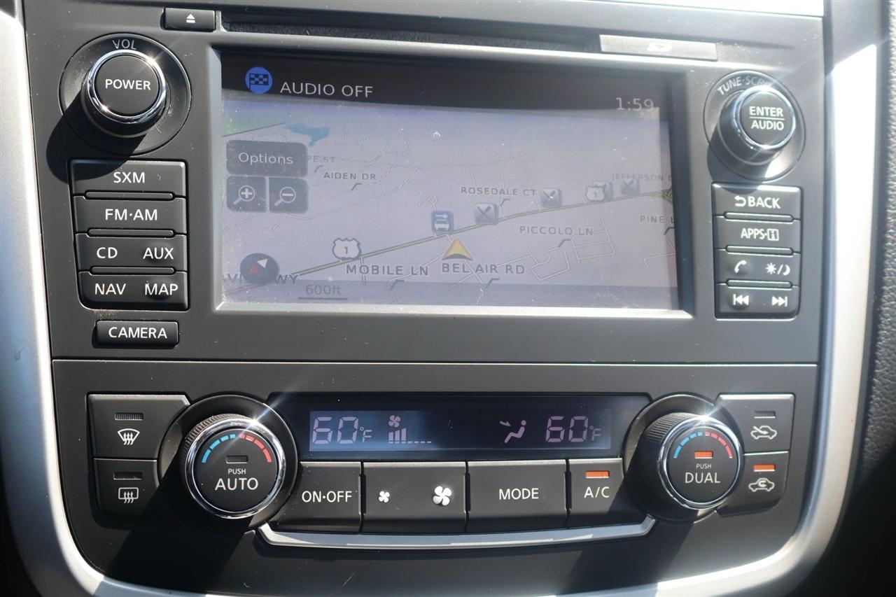 Nissan Altima 2.5 SV 2016