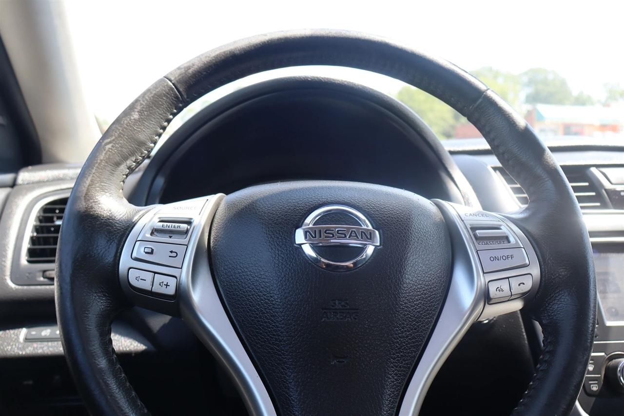 Nissan Altima 2.5 SV 2016