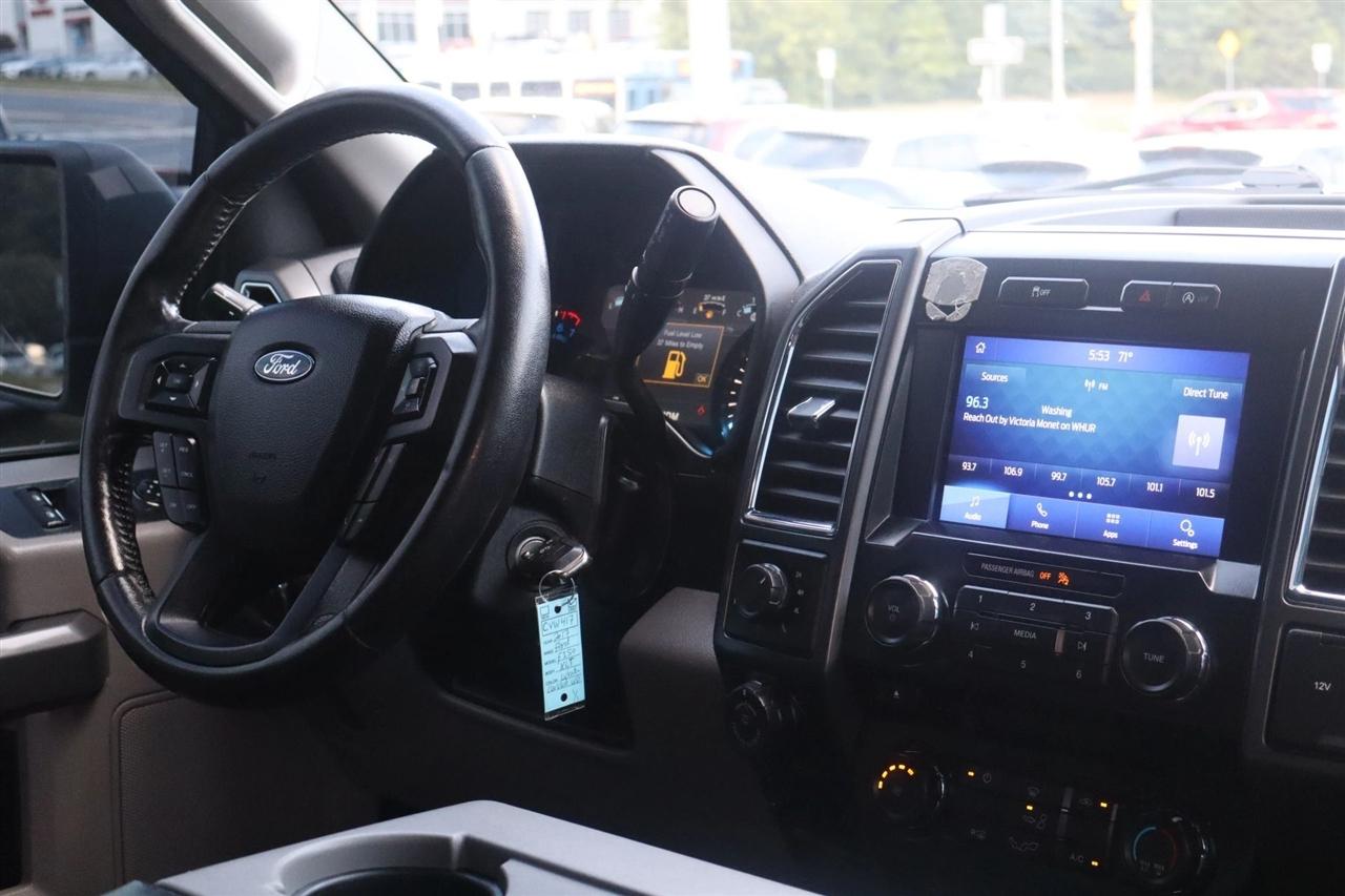 Ford F-150 Lariat SuperCrew 6.5-ft. Bed 4WD 2017