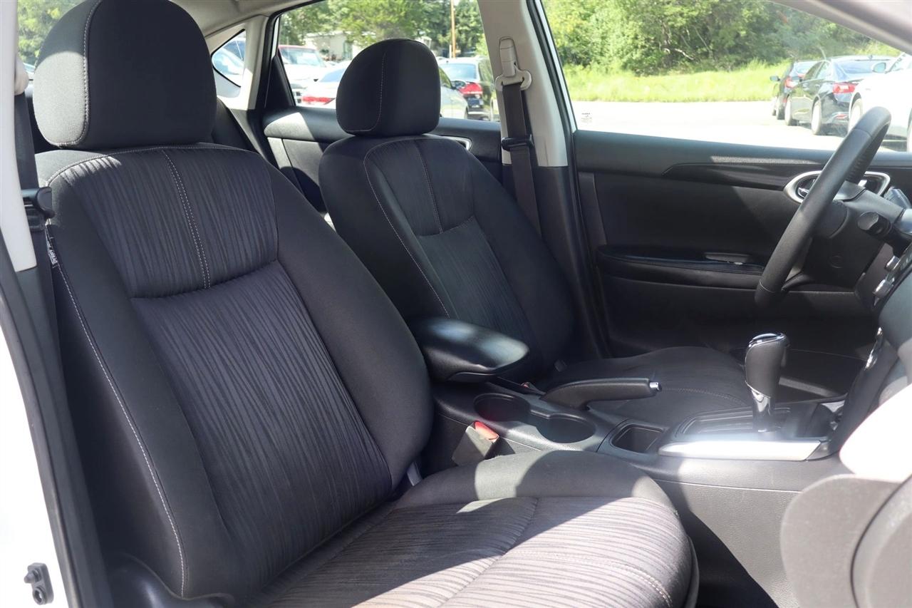 Nissan Sentra S 6MT 2017