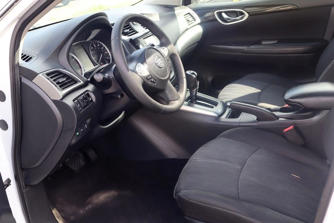 Nissan Sentra S 6MT 2017