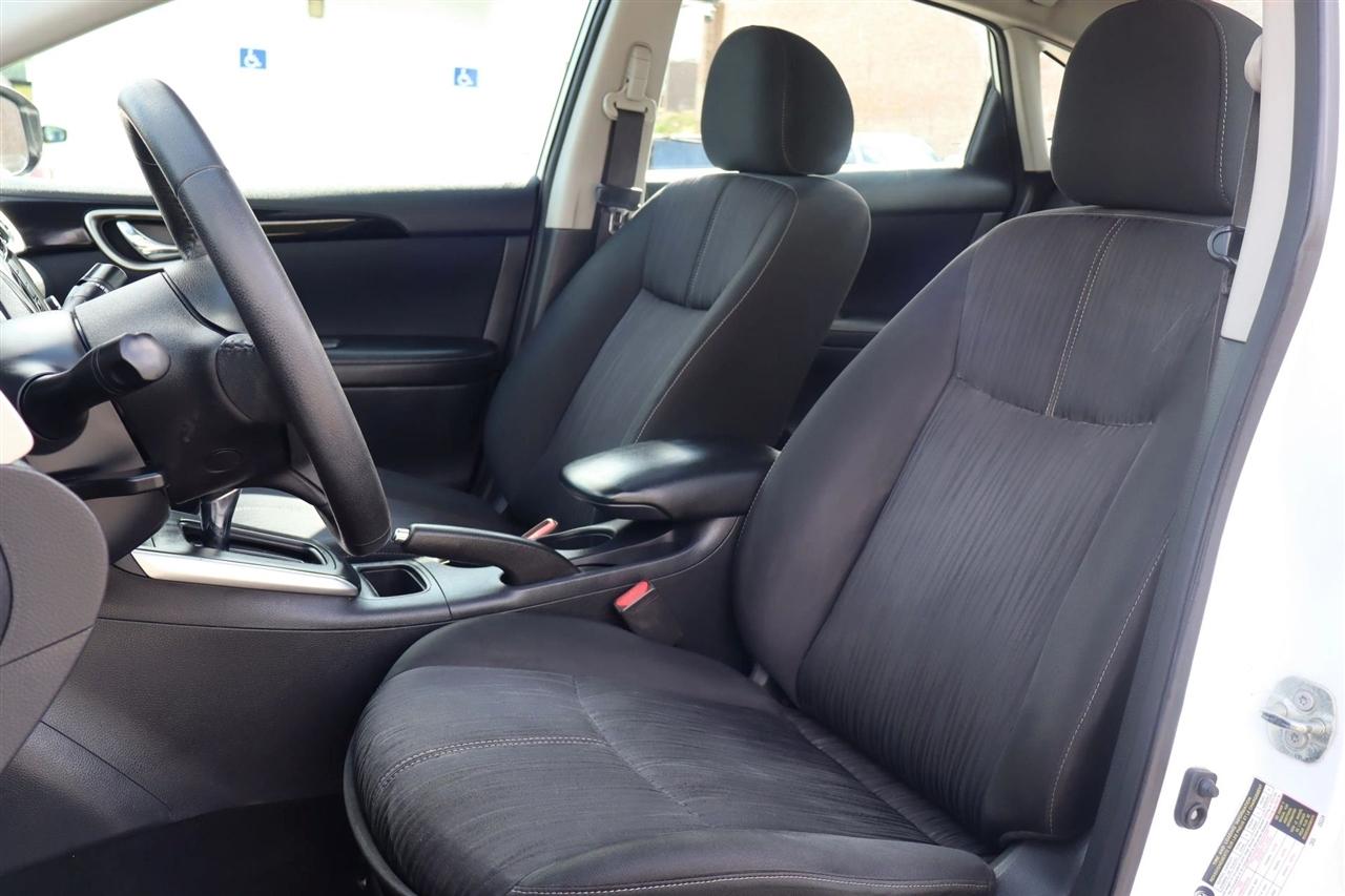 Nissan Sentra S 6MT 2017