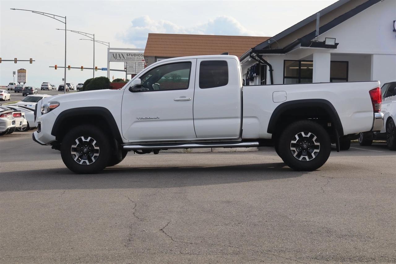 Toyota Tacoma TRD Off Road Access Cab 6' Bed V6 4x4 AT (Natl) 2017
