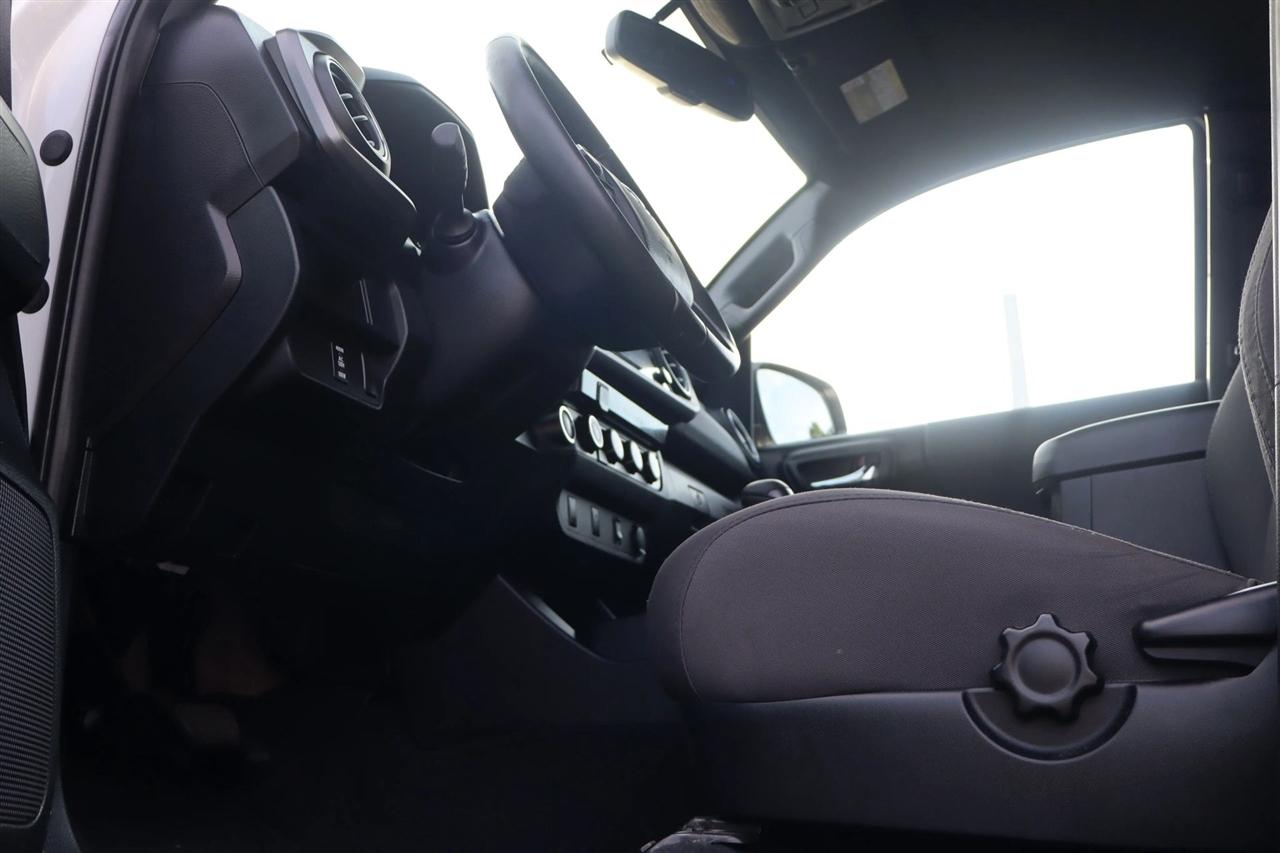 Toyota Tacoma TRD Off Road Access Cab 6' Bed V6 4x4 AT (Natl) 2017