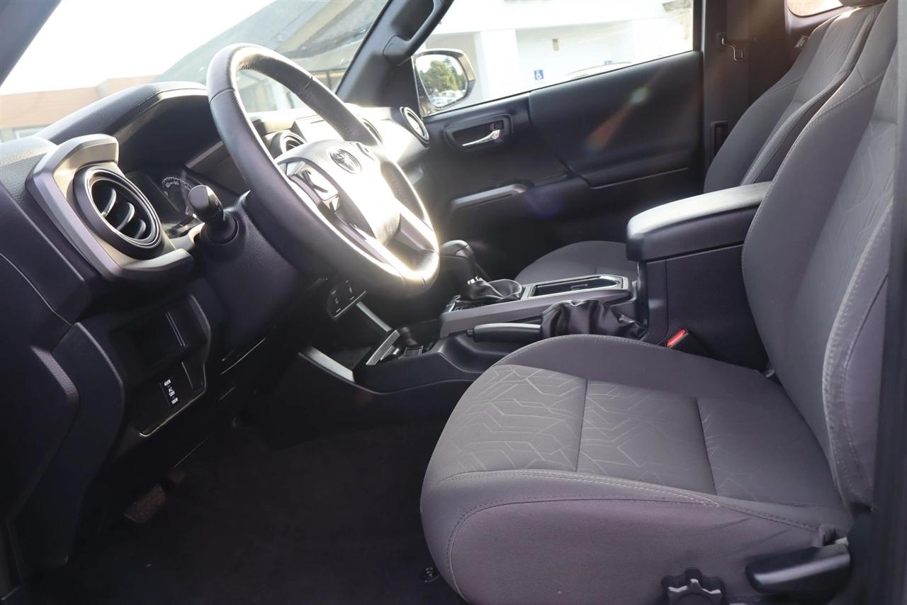 Toyota Tacoma TRD Off Road Access Cab 6' Bed V6 4x4 AT (Natl) 2017