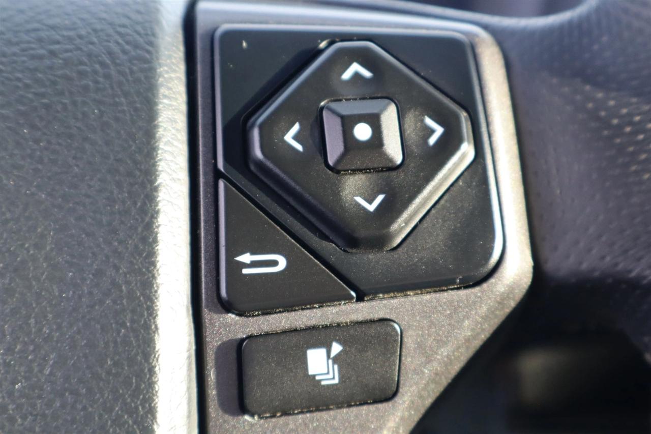 Toyota Tacoma TRD Off Road Access Cab 6' Bed V6 4x4 AT (Natl) 2017