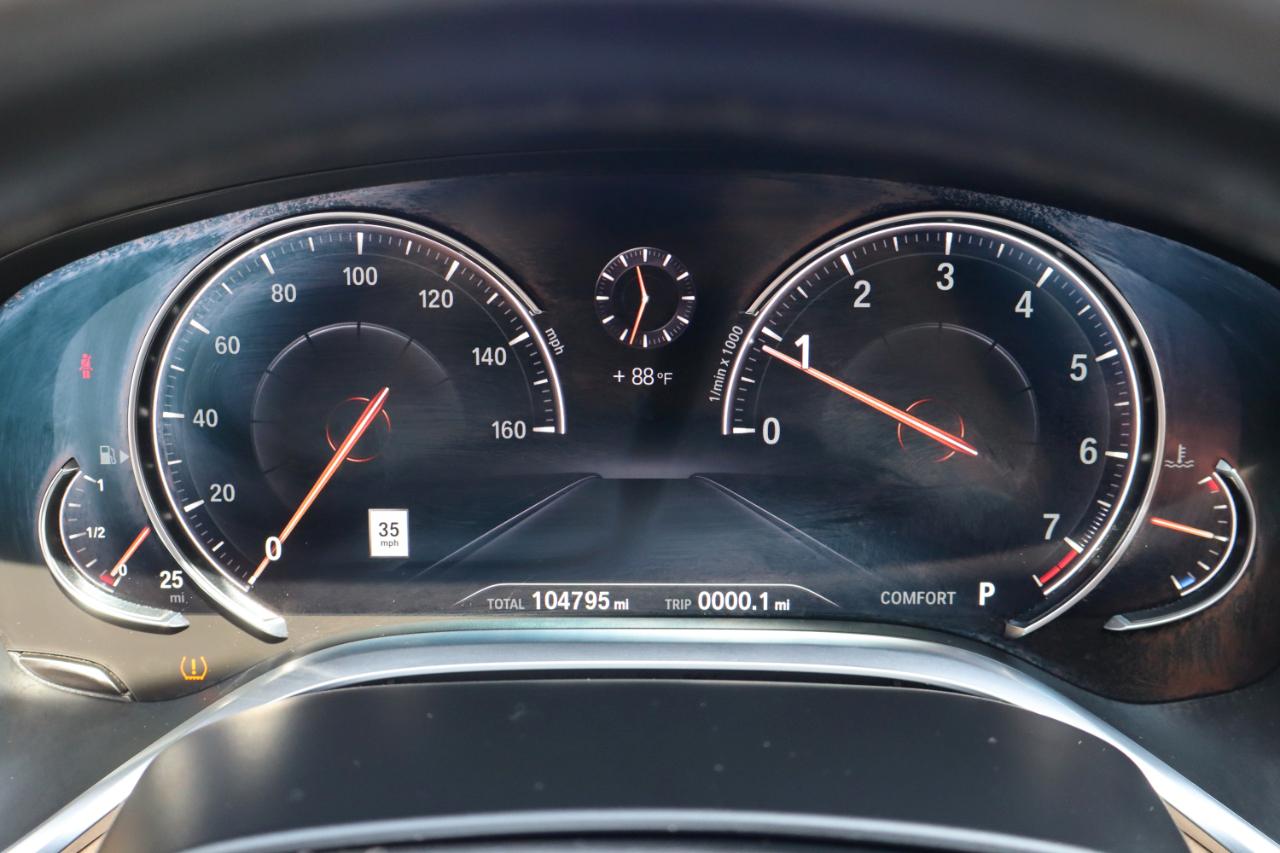 BMW 7-Series 740i 2019