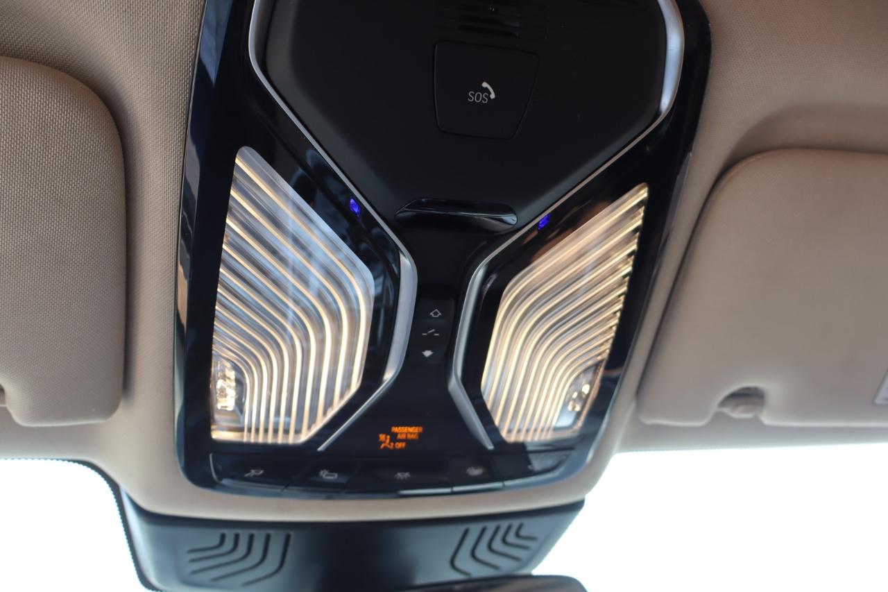 BMW 7-Series 740i 2019