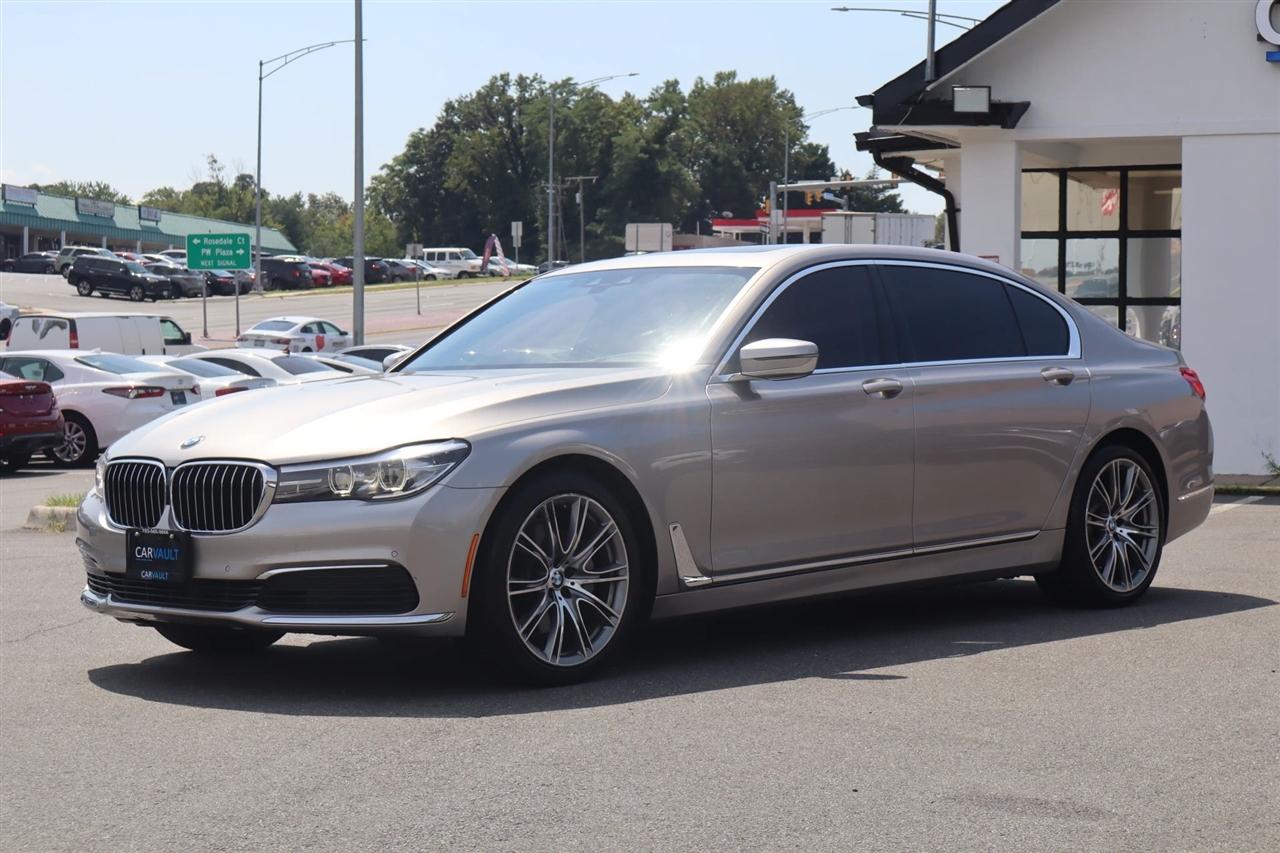 BMW 7-Series 740i 2019