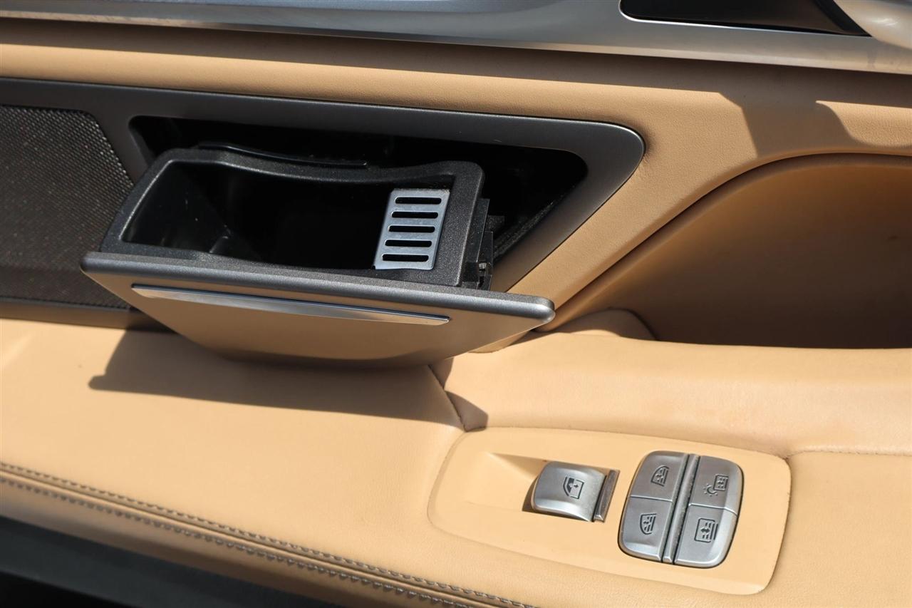 BMW 7-Series 740i 2019