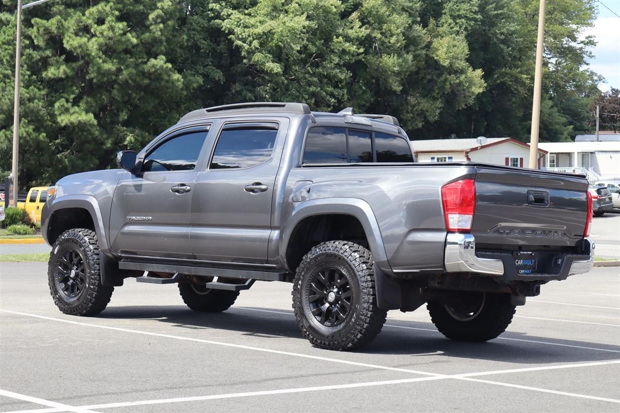 Toyota Tacoma SR5 Double Cab Long Bed V6 6AT 4WD 2017