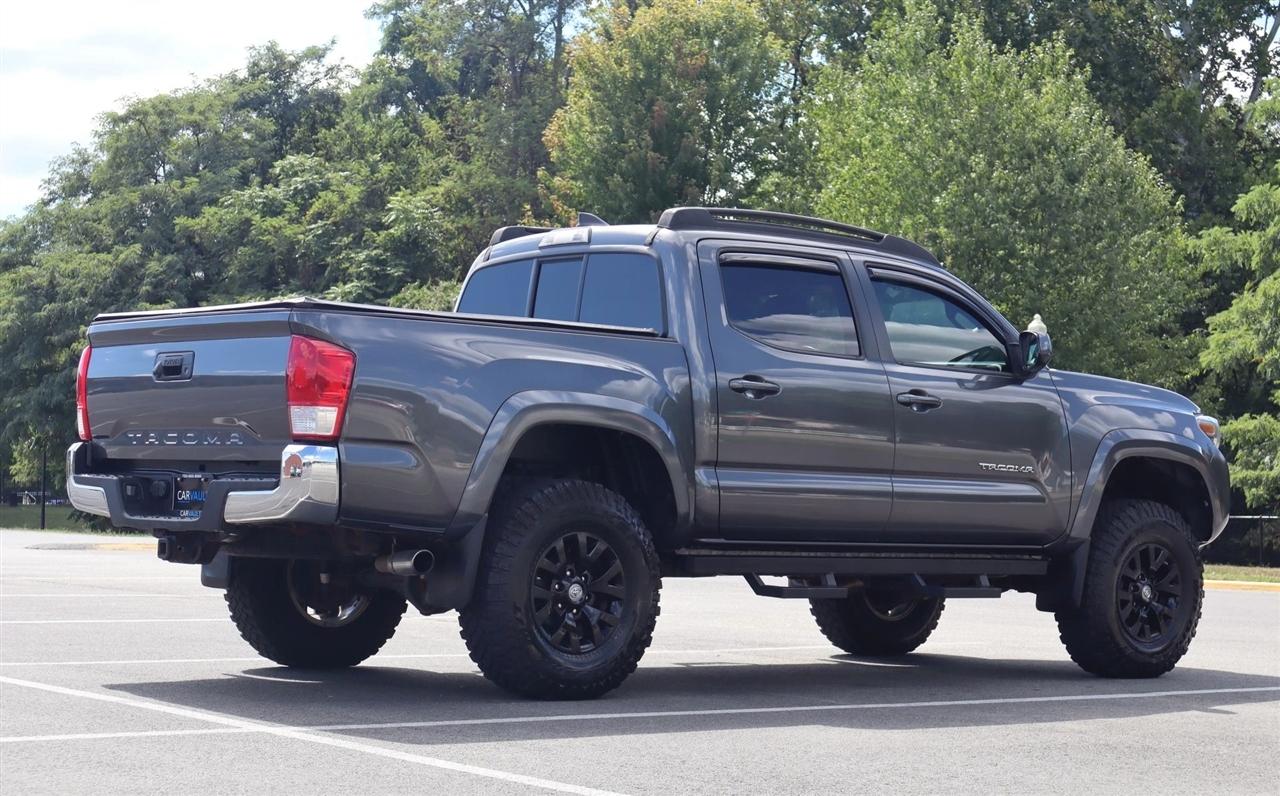 Toyota Tacoma SR5 Double Cab Long Bed V6 6AT 4WD 2017