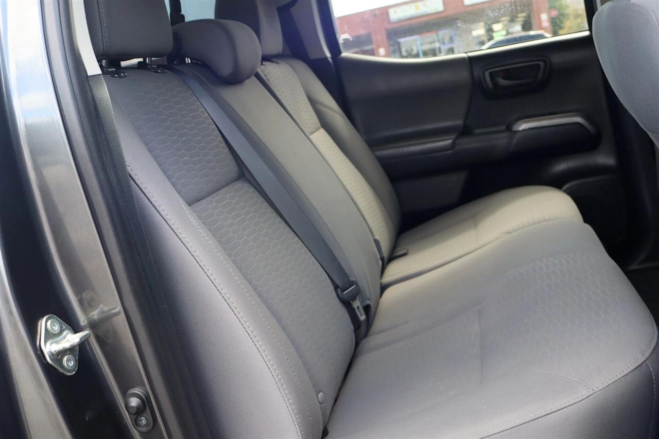Toyota Tacoma SR5 Double Cab Long Bed V6 6AT 4WD 2017