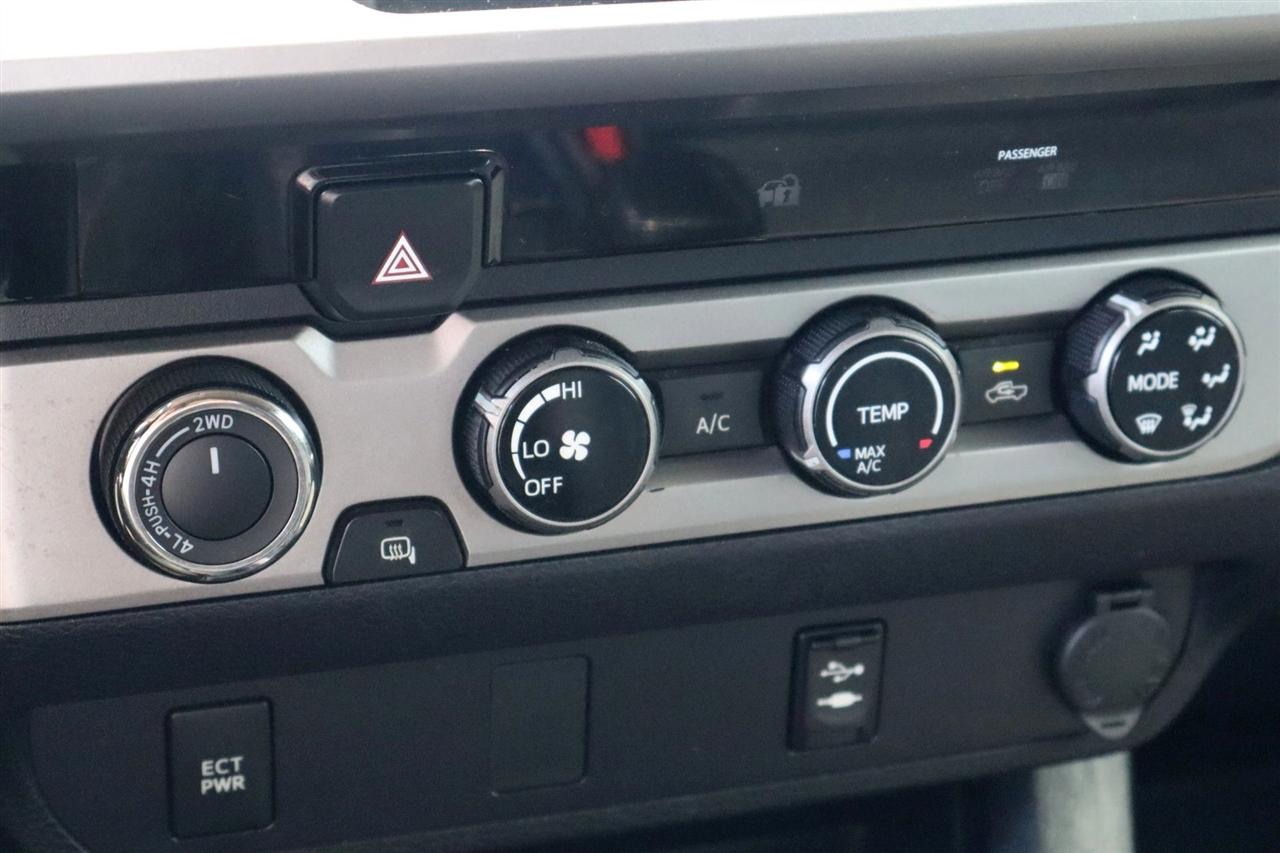 Toyota Tacoma SR5 Double Cab Long Bed V6 6AT 4WD 2017