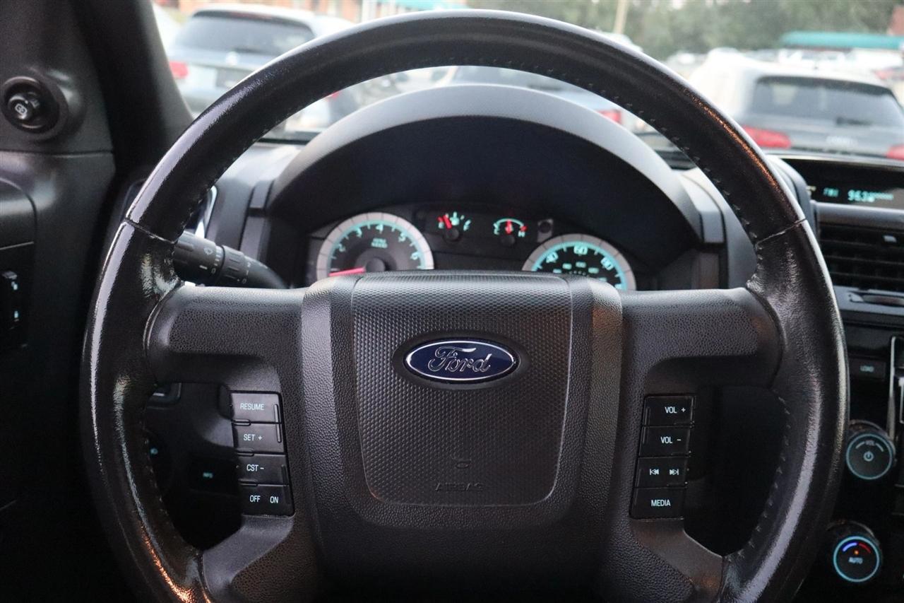 Ford Escape Limited 2WD 2008