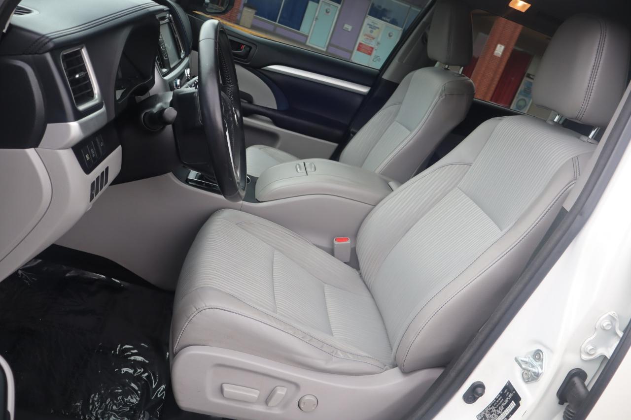 Toyota Highlander LE Plus AWD V6 2017