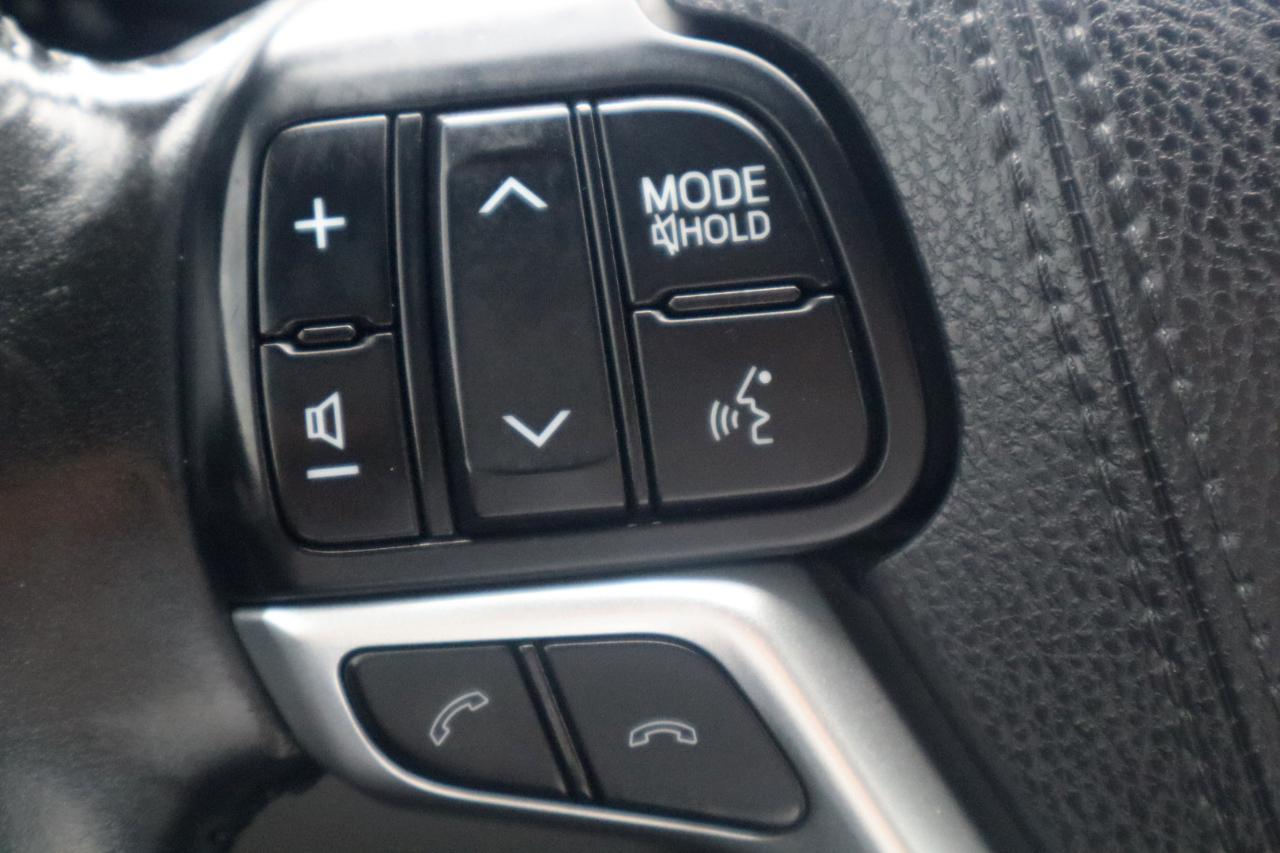 Toyota Highlander LE Plus AWD V6 2017