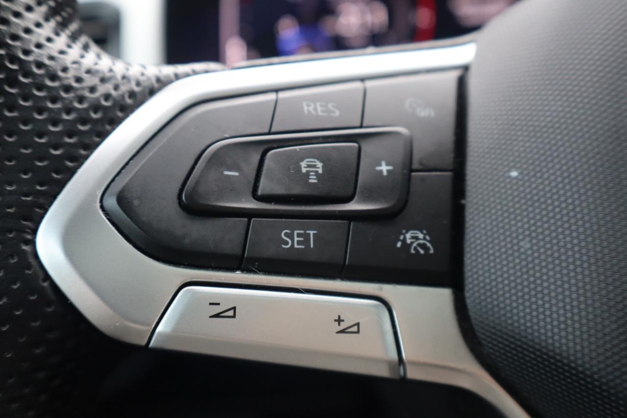 Volkswagen Atlas Cross Sport V6 SEL R-Line 4MOTION 2022