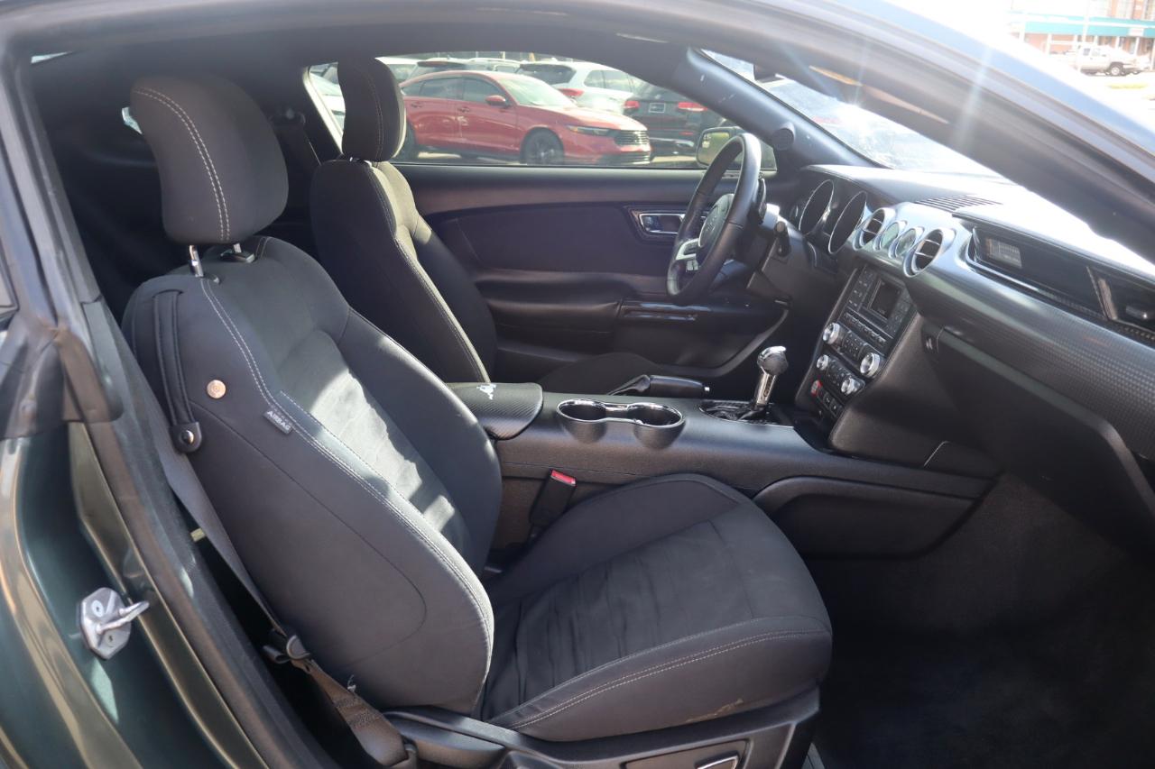 Ford Mustang EcoBoost Coupe 2016