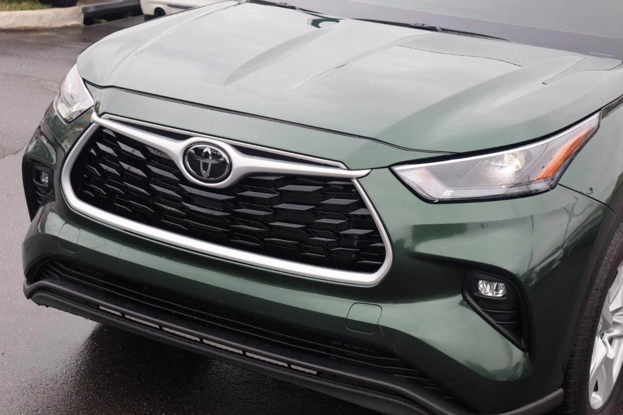 Toyota Highlander LE 4WD 2024