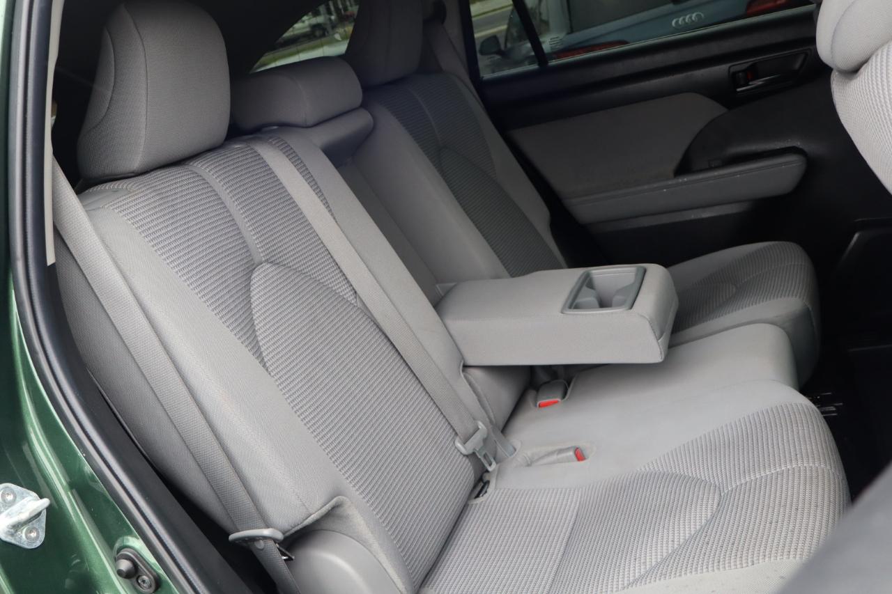 Toyota Highlander LE 4WD 2024