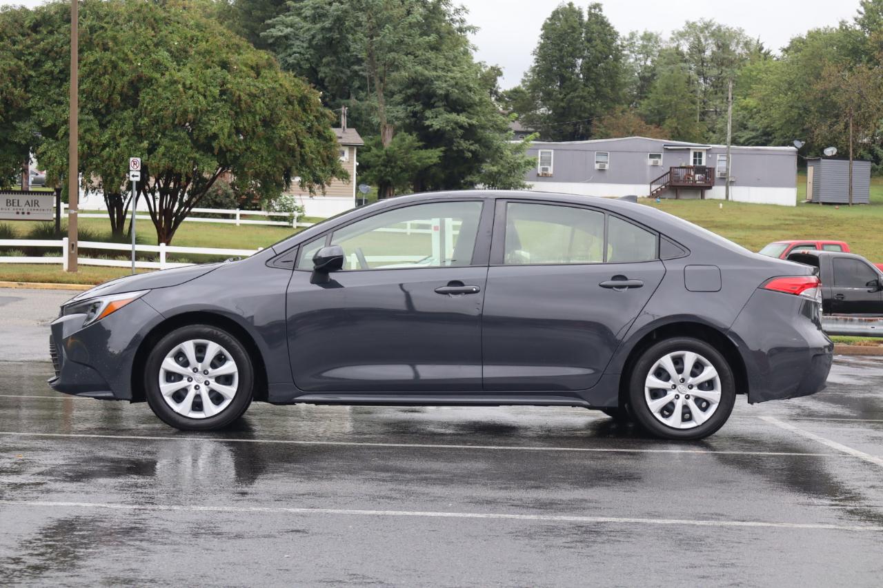 Toyota Corolla Hybrid LE 2025