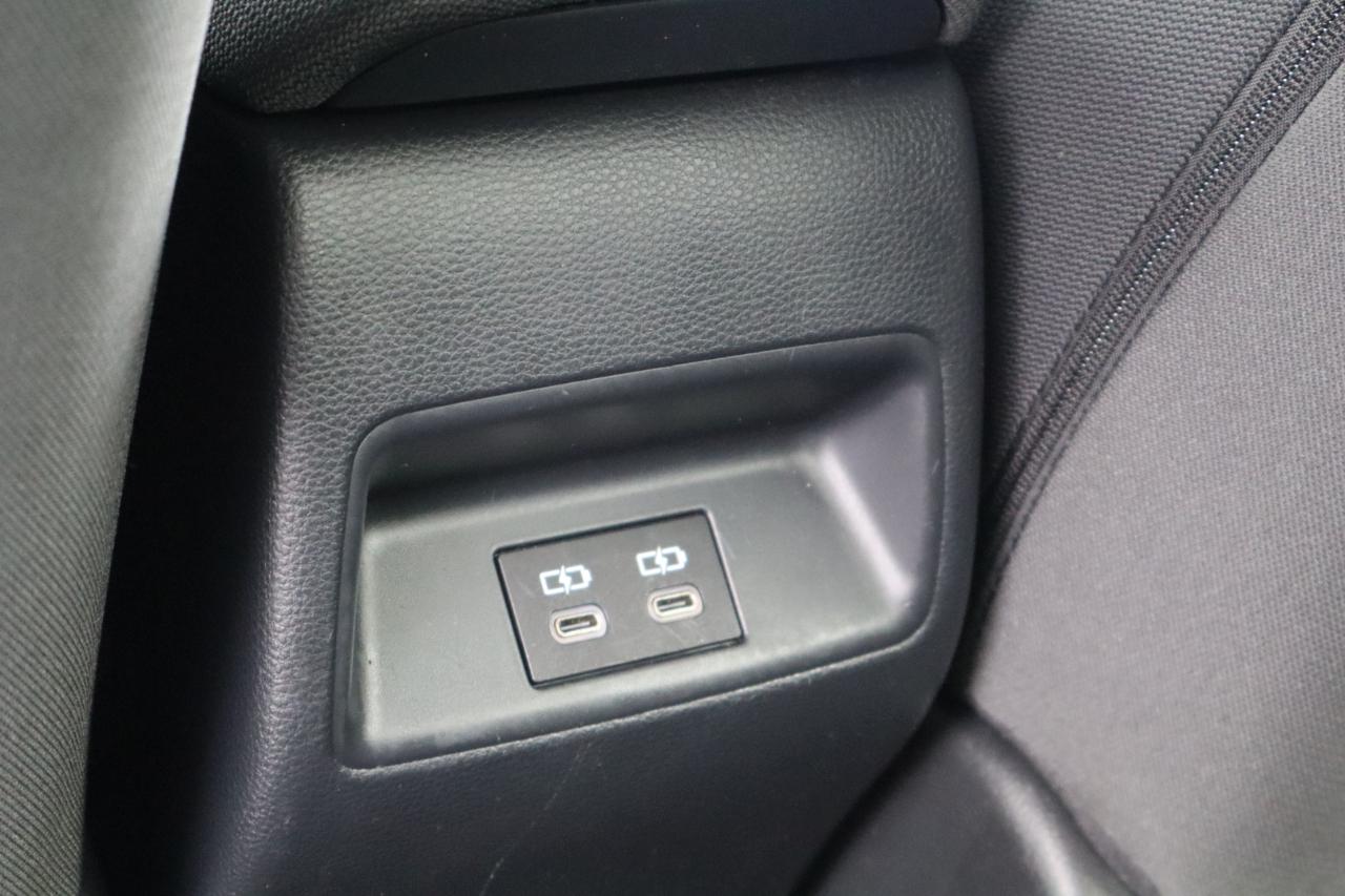 Toyota Corolla Hybrid LE 2025