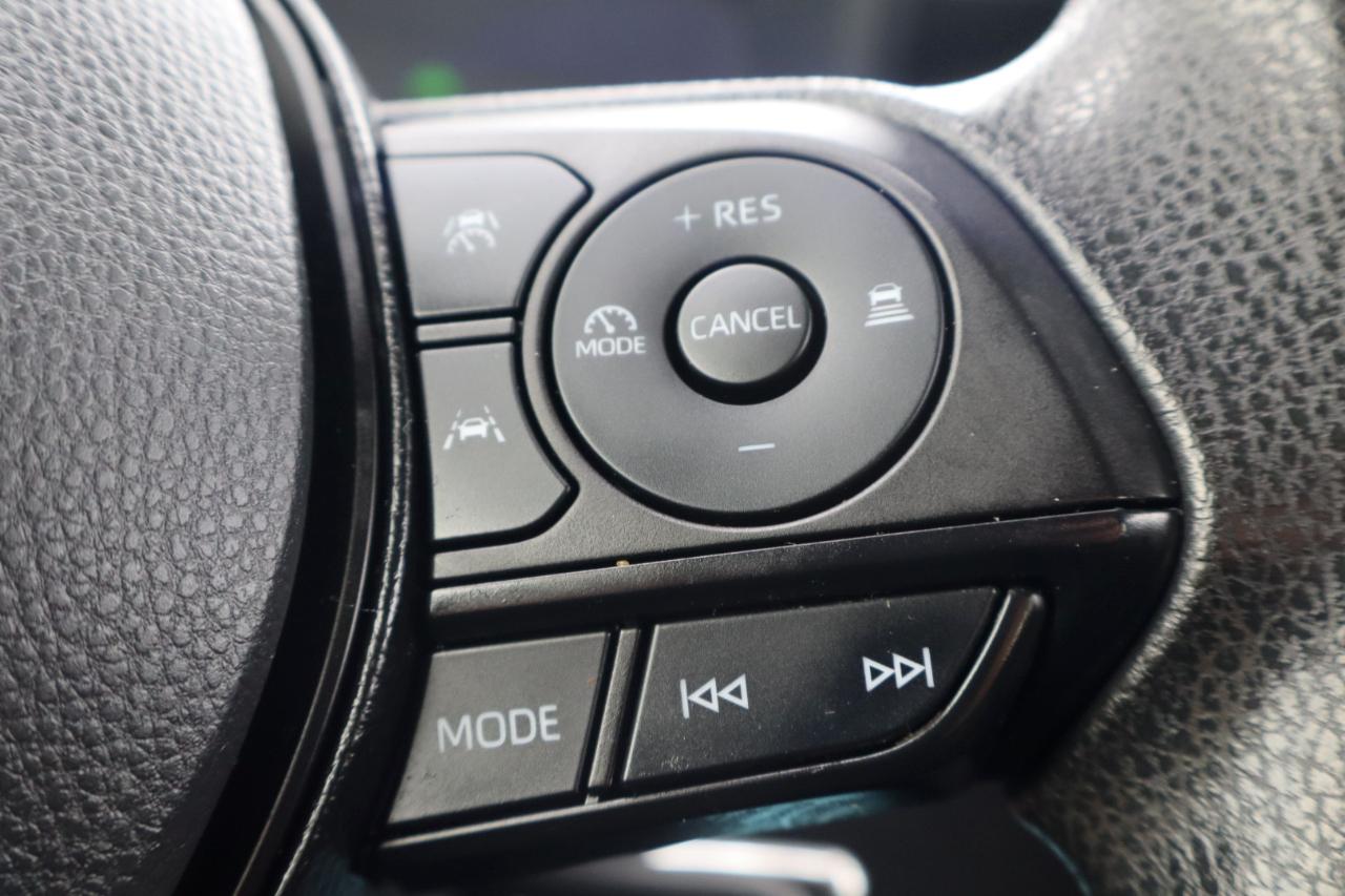Toyota Corolla Hybrid LE 2025