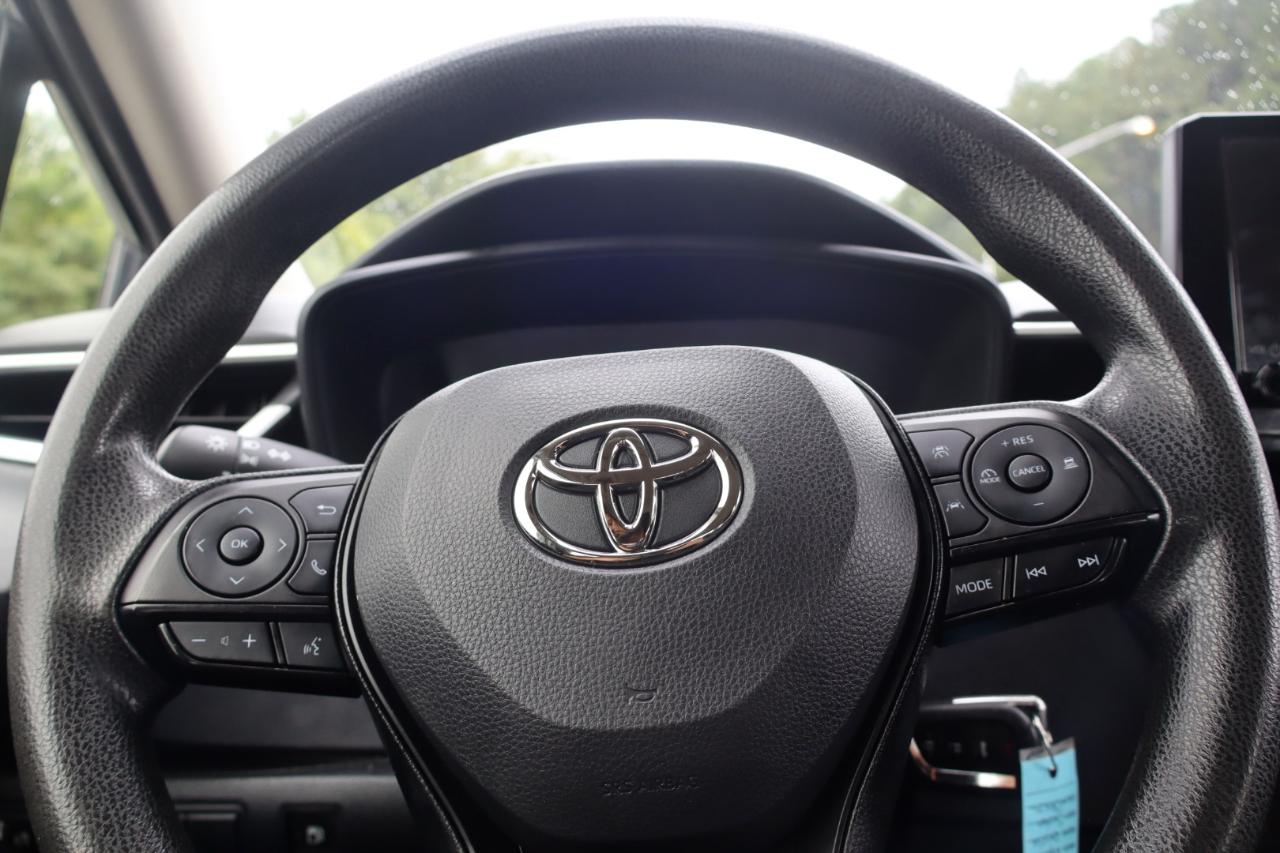 Toyota Corolla Hybrid LE 2025