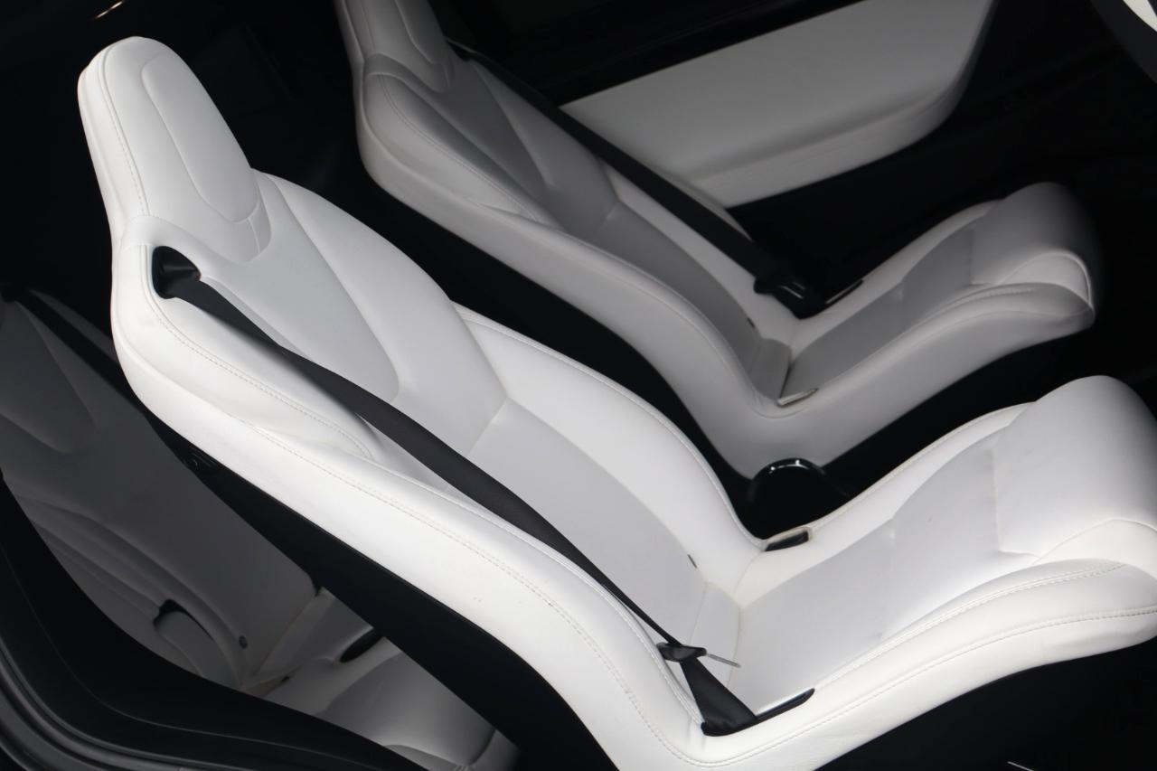 Tesla Model X 75D 4D SUV AWD 2019