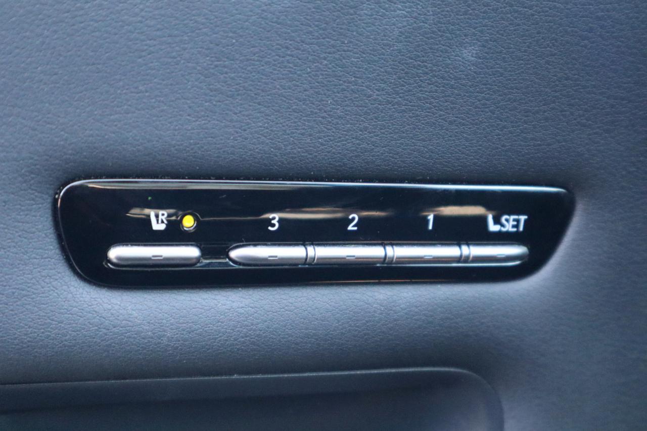Lexus LS 500 Base 2019