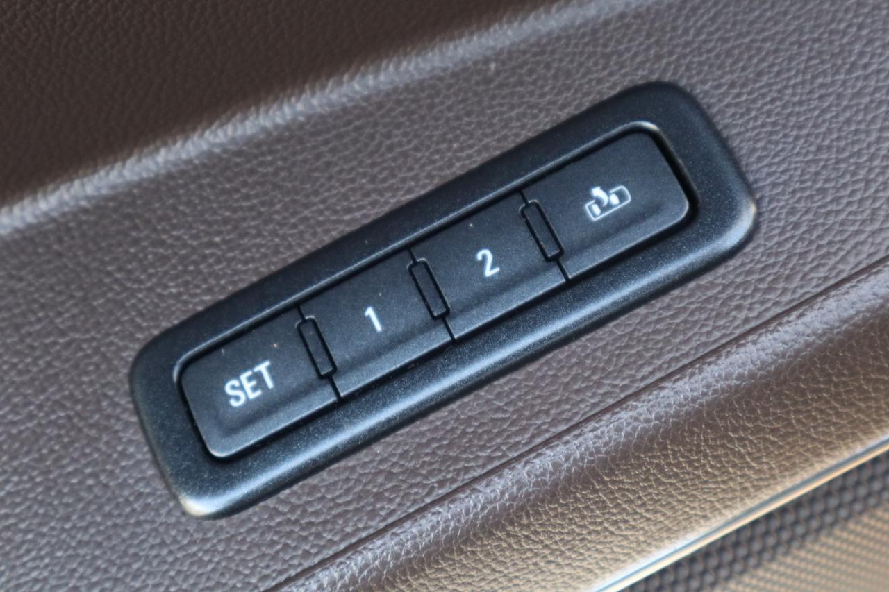 GMC Yukon Denali 4WD 2018