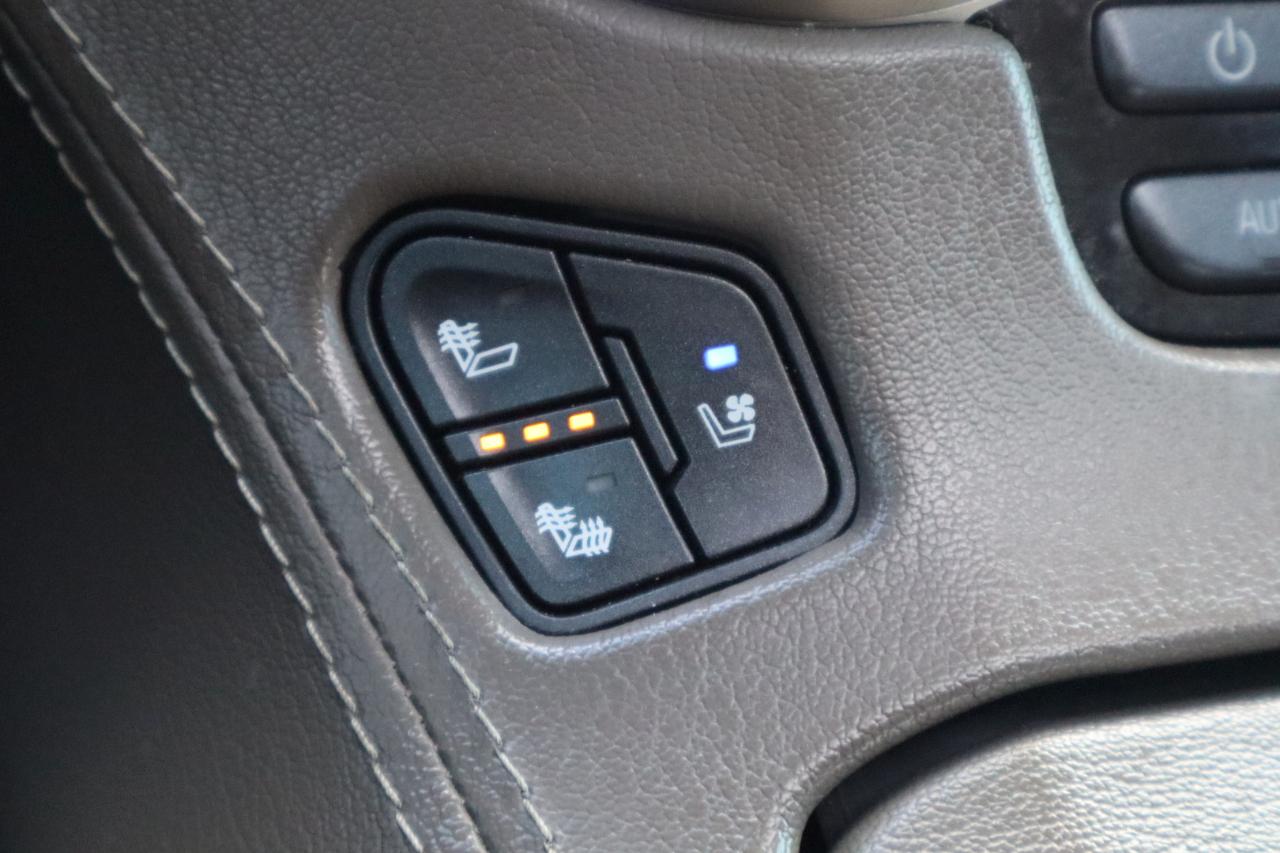 GMC Yukon Denali 4WD 2018