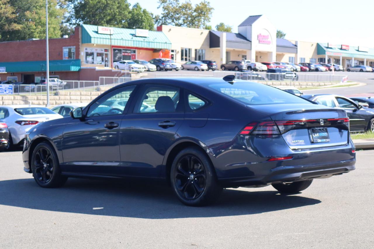 Honda Accord photo 6