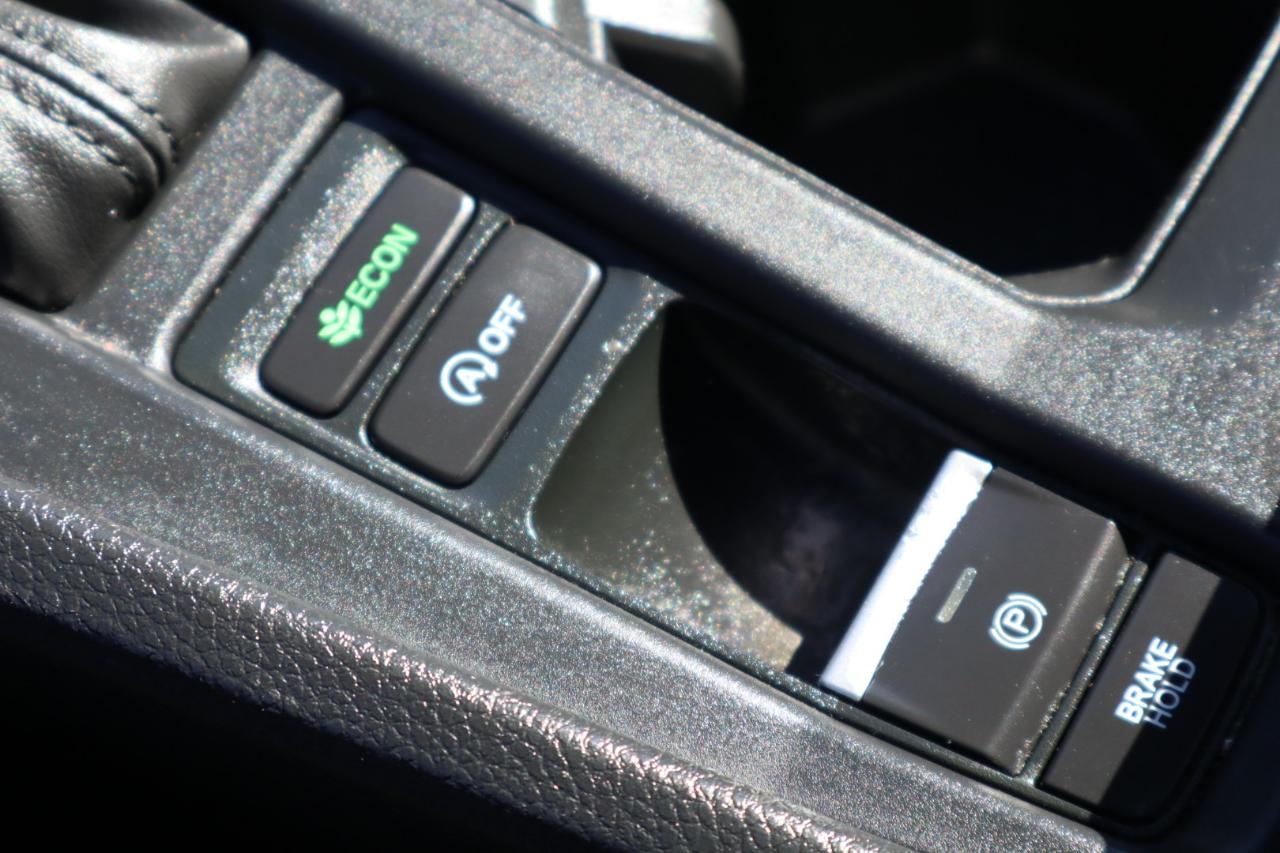 Honda Accord photo 23