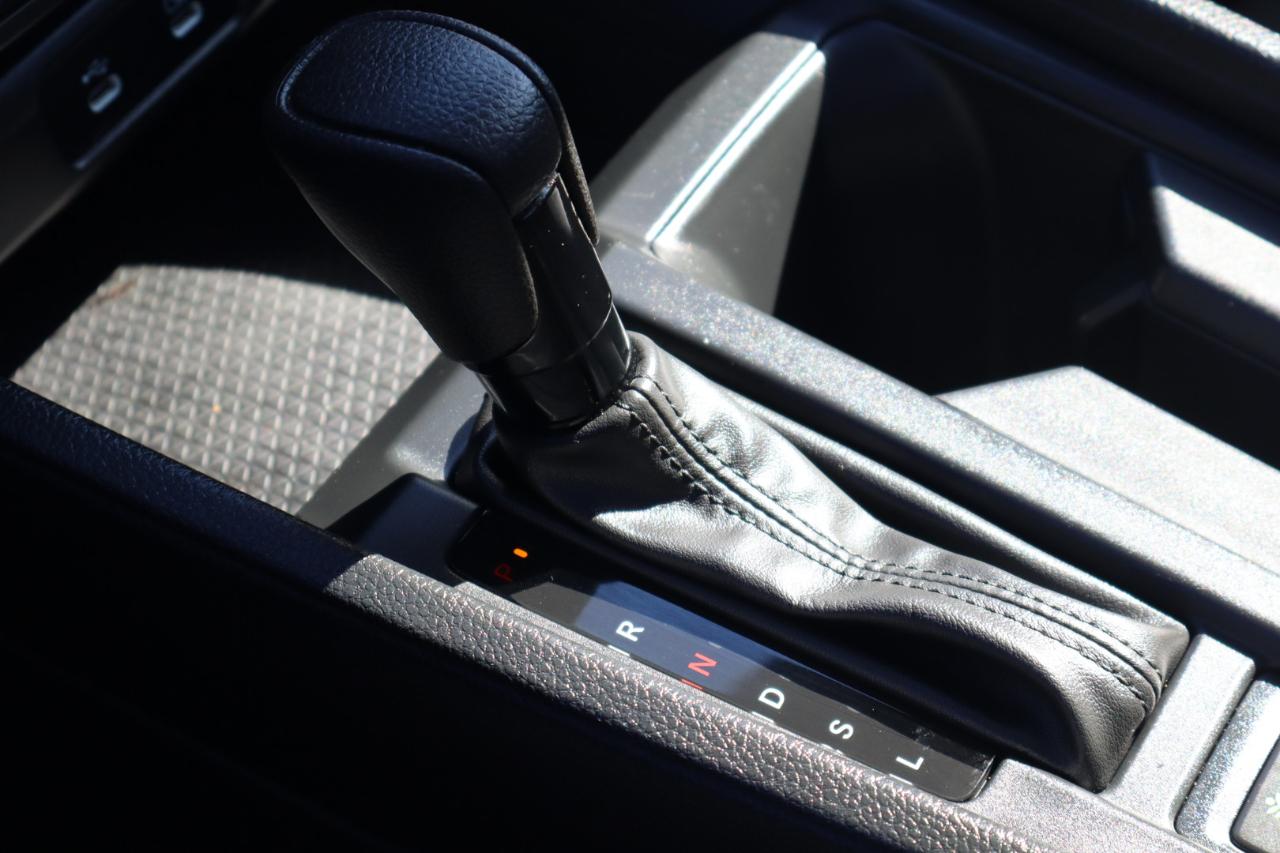 Honda Accord photo 24