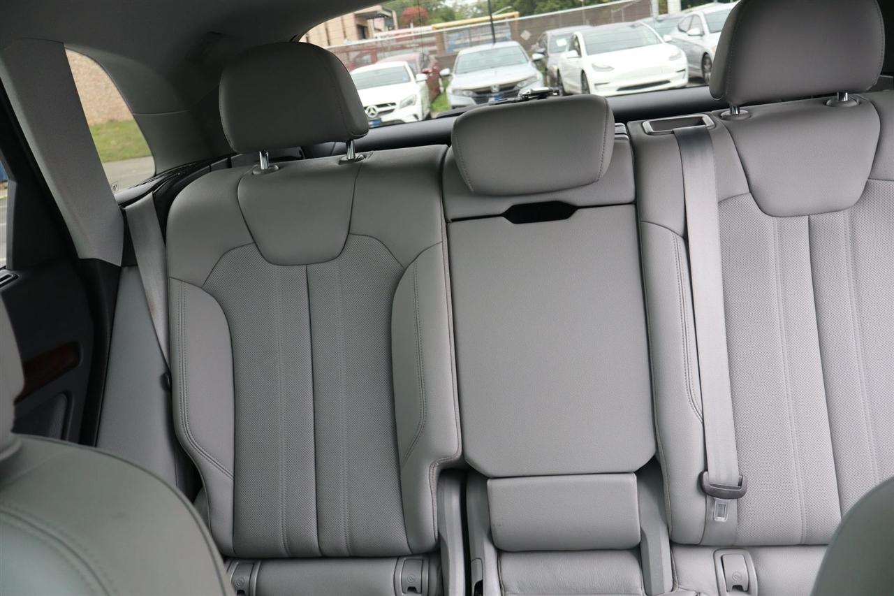 Audi Q5 2.0T Premium Plus quattro 2018
