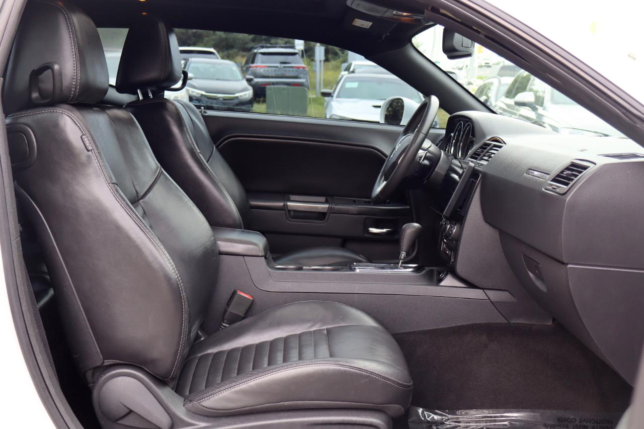 Dodge Challenger SXT 2014