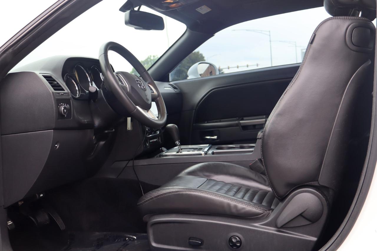 Dodge Challenger SXT 2014