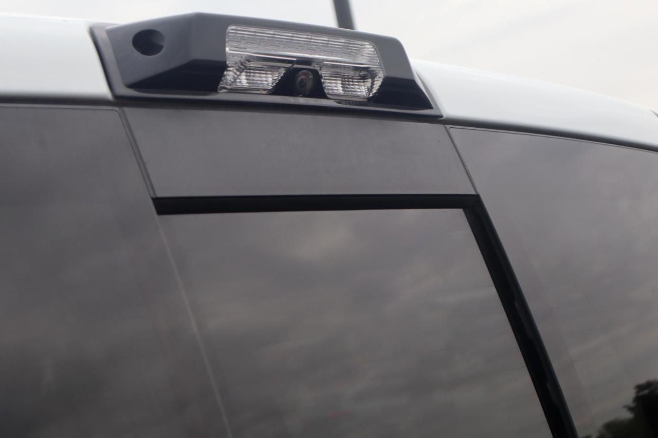 RAM 3500 Tradesman 4x4 Crew Cab 8' Box 2024