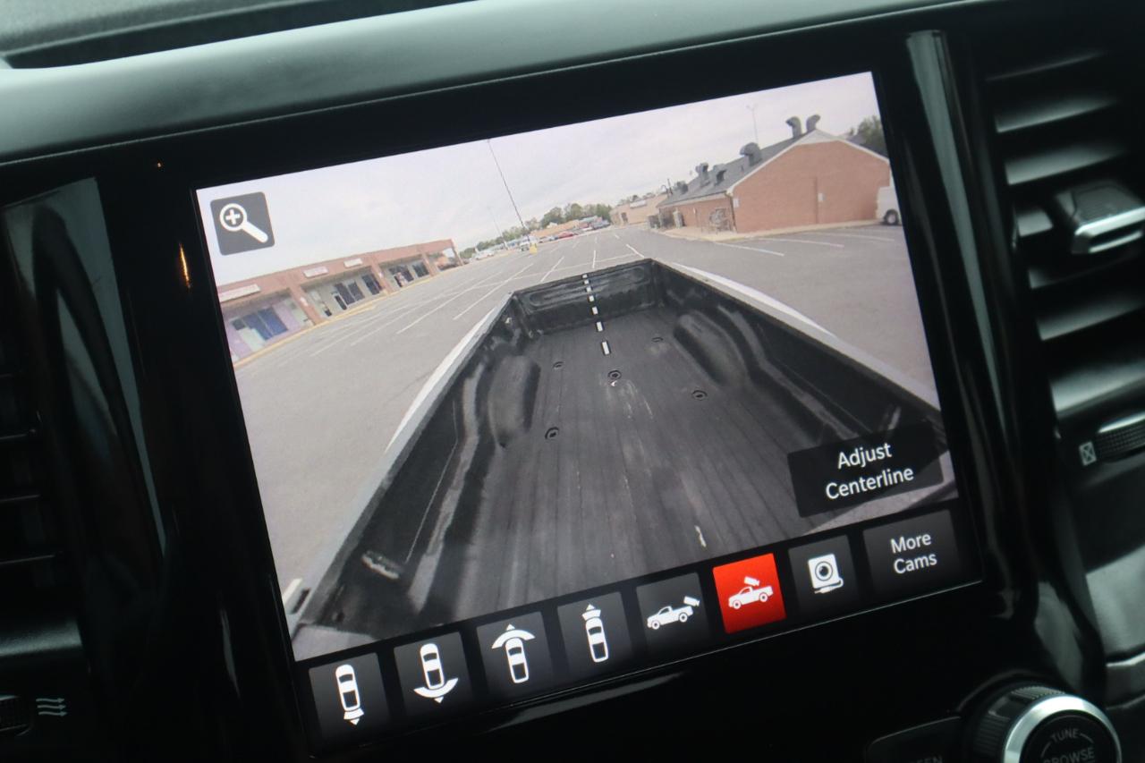 RAM 3500 Tradesman 4x4 Crew Cab 8' Box 2024