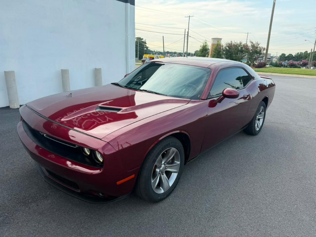 2019 Dodge Challenger SXT RWD