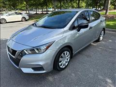 2020 Nissan Versa 