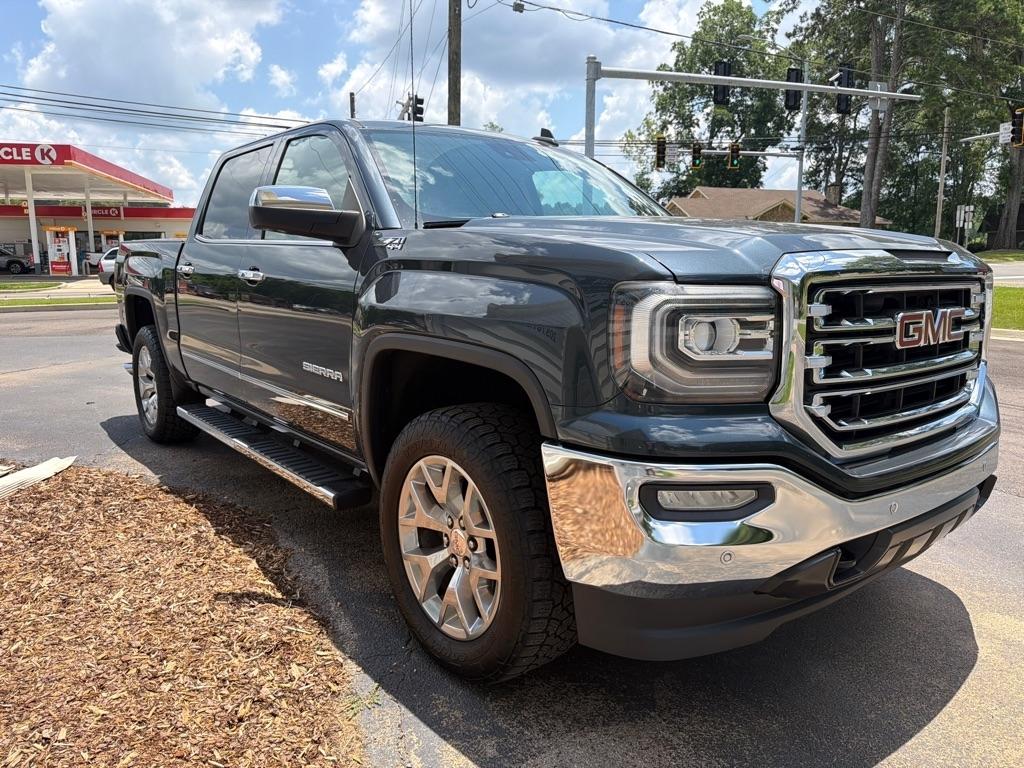 GMC Sierra 1500 4WD Crew Cab 143.5" SLT 2018