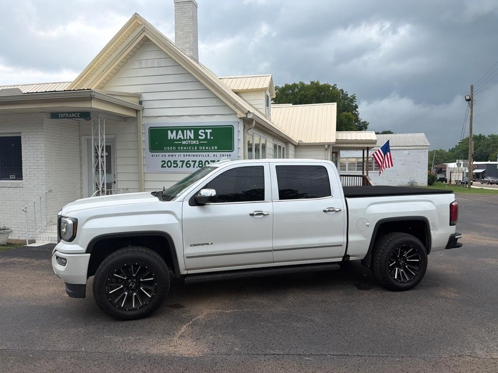 2017 GMC Sierra 1500 4WD Crew Cab 143.5" Denali