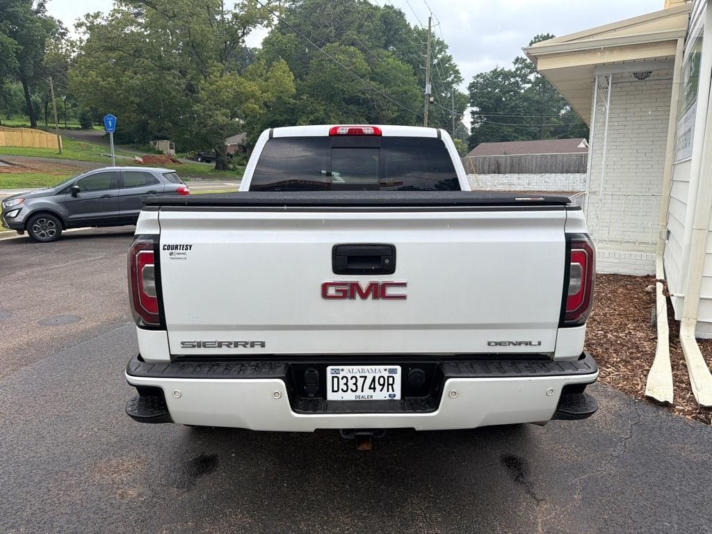 GMC Sierra 1500 4WD Crew Cab 143.5" Denali 2017